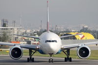 OE-LPA @ LOWW - AUSTRIAN AIRLINES - by Delta Kilo