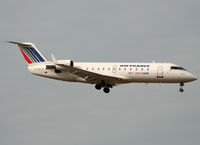F-GRJK @ LFML - Landing rwy 31R - by Shunn311