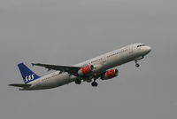 OY-KBH @ EBBR - Flight SK594 is taking off from RWY 07R