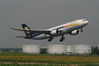 VT-JWF @ EBBR - Flight 9W227 is taking of from RWY 07R