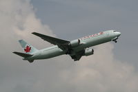 C-GEOU @ EBBR - Flight AC833 is taking of from RWY 07R