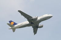 D-AILK @ EBBR - Flight LH4603 is taking of from RWY 07R
