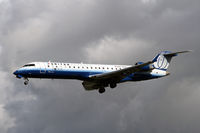 N776SK @ SEA - A beautiful backdrop! - by Duncan Kirk
