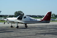 N927LE @ KMGY - 2008 Evolution