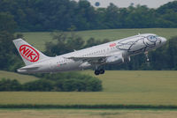 OE-LEK @ VIE - NIKI Airbus A319-112 - by Chris J