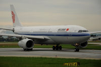 B-6131 @ LOWS - Air China