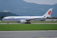 B-6131 @ LOWS - Air China