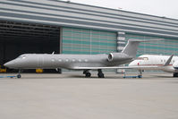 N1892 @ VIE - Gulfstream 5