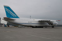 UR-82072 @ VIE - Antonov Airlines Antonov 124 - by Dietmar Schreiber - VAP