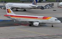 EC-KNM @ EDDF - Iberia turning onto stand