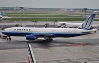 N775UA @ EDDF - United on push-back