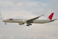 JA735J @ EDDF - JAL on short finals