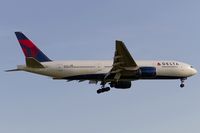 N864DA @ EDDF - short final RW07R