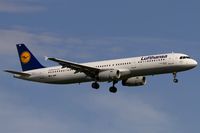 D-AIRB @ EDDF - short final RW07R - by Friedrich Becker