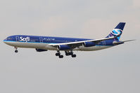 YA-TTB @ EDDF - approaching rwy 25R - by Jens Achauer