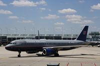 N443UA @ KORD - Airbus A320