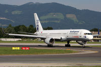 TC-SNB @ LOWS - SunExpress - by Peter Pabel