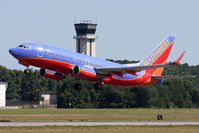 N212WN @ ORF - Southwest Airlines N212WN (FLT SWA881) departing RWY 5 enroute to Baltimore/Washington Int'l (KBWI).