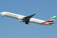 A6-ECA @ VIE - Emirates