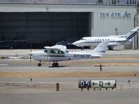 N5167R @ SEE - Doing touch & go's - by Helicopterfriend