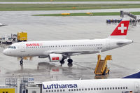 HB-IJP @ LOWW - Swiss - by Artur Bado?