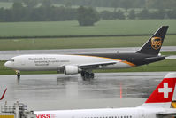 N323UP @ LOWW - UPS - by Artur Bado?