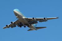 HL7493 @ EGLL - Boeing 747-4B5 [26398] (Korean Air) Home~G 08/09/2009. Seen arriving 27R 3 miles out.