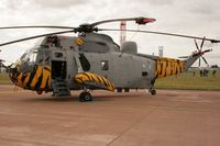XV712 @ EGVA - Taken at the Royal International Air Tattoo 2009 - by Steve Staunton