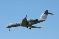 165153 @ YVR - US Marines C-20G Gulfstream IV landing at YVR