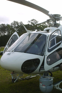N186AE - Port front quarter view and detail - by George A.Arana