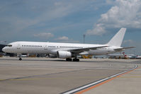 G-OJIB @ LOWW - Boeing 757-200 - by Dietmar Schreiber - VAP