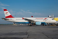 OE-LBU @ LOWW - Austrian Airlines Airbus 320 - by Dietmar Schreiber - VAP