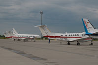 LN-MOC @ LOWW - Beech 200 King Air