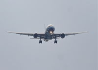 N778UA @ KORD - United Airlines Boeing 777-222, N778UA 22R approach KORD. - by Mark Kalfas