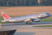 OE-LEC @ VIE - NIKI Airbus A320 - by Chris J