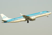 PH-EZM @ VIE - KLM
