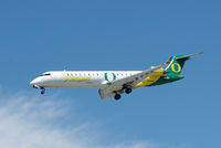 N611QX @ YVR - Landing at YVR University of Oregon Ducks c/s