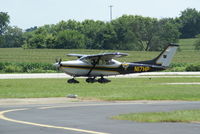 N17HP @ I19 - 2004 Cessna 182T