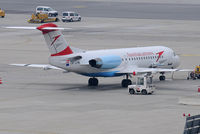 OE-LFR @ VIE - Austrian arrows Fokker 70 - by Chris J