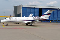F-GSCR @ CGN - visitor - by Wolfgang Zilske