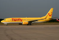 D-ATUC @ CGN - visitor - by Wolfgang Zilske