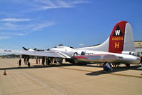 N5017N @ KCID - Sitting on the PS Air ramp on display. - by Glenn E. Chatfield