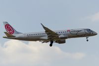 OE-IHC @ EDDF - on final RW07R - by Friedrich Becker