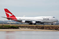 VH-OEE @ YSSY - At Sydney - by Micha Lueck