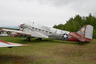 43-15200 @ PAWS - USAF DC3