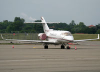 P4-ALA @ LFBO - Parked here since many days... - by Shunn311