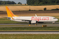 TC-AAH @ VIE - B737-82R - by Chris J