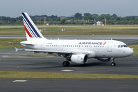 F-GUGG @ EDDL - spectaculair new Air France colors. Find the difference... - by Joop de Groot