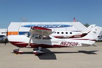 N5250R @ KOSH - Cessna 182T
