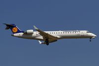 D-ACPJ @ EDDF - on final RW07R - by Friedrich Becker